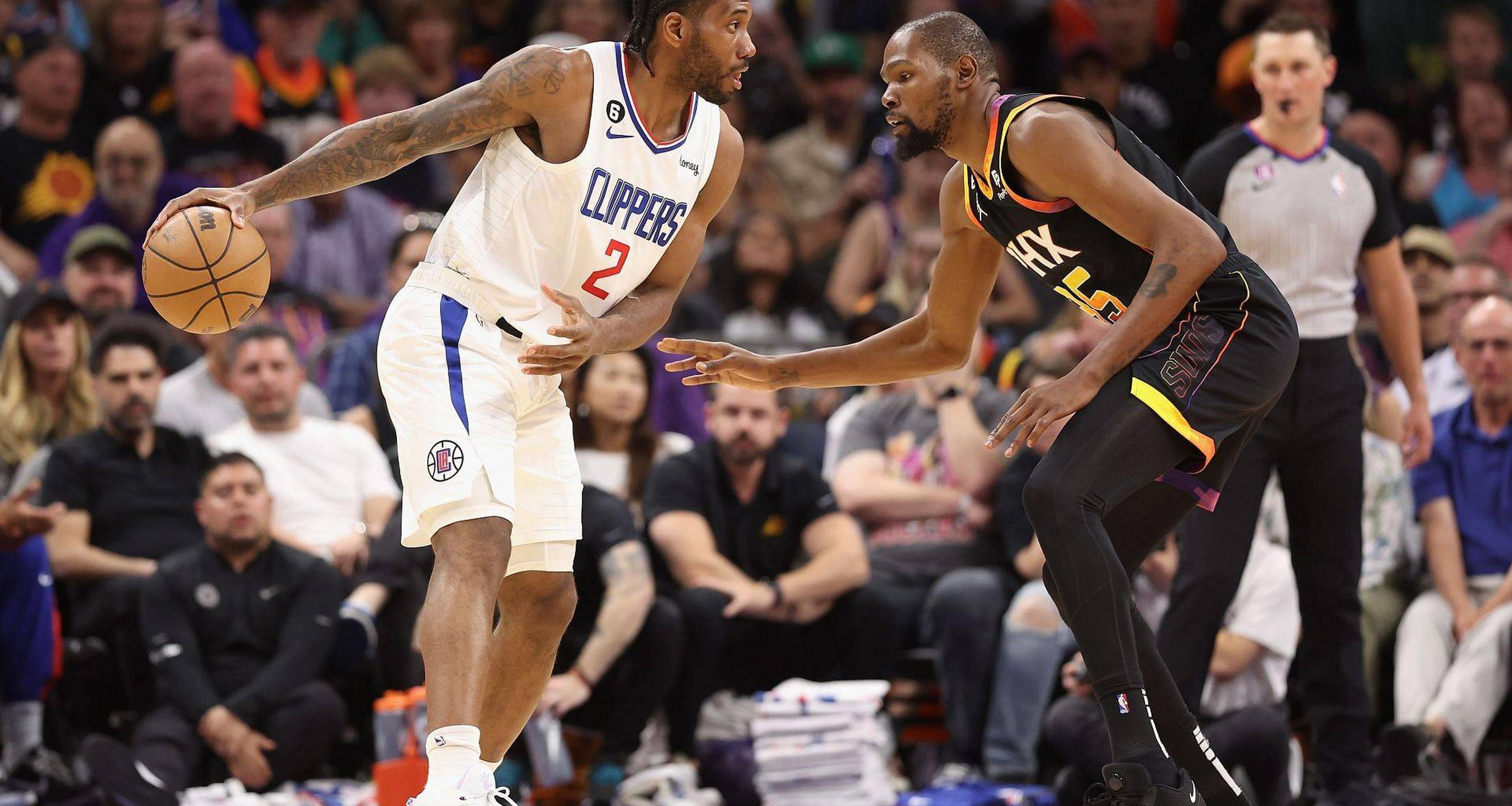 意媒：上个月跖骨骨折的梅雷特还将缺阵20天，意超杯有望复出（意媒：梅雷特上月跖骨骨折仍需休战约20天，或在意超杯复出）