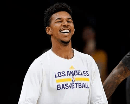 天妒英才，国米旧将范赫斯登转投西协甲后生涯第三度遭遇ACL受伤（命途多舛：前国米后卫范赫斯登转战西协甲后第三次前十字韧带重伤）