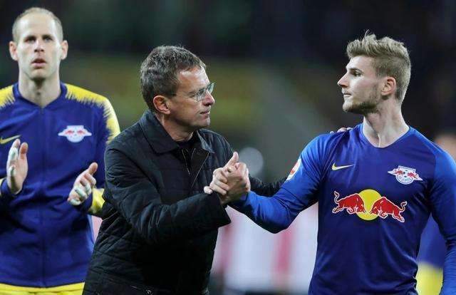 勇士126-116独行侠 球员评价：4人优秀，5人及格，2人低迷（勇士126-116力克独行侠：4人出色、5人合格、2人低迷）