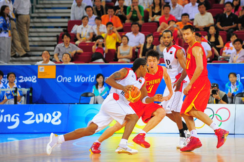 一出场就有用！约基奇回到场上掘金直接回应12-2重新反超森林狼（约基奇一回归立刻见效：掘金打出12-2攻势再度反超森林狼）