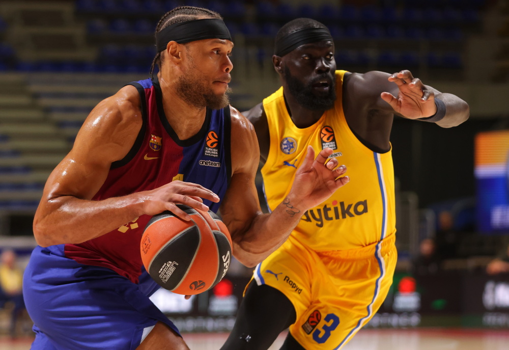 不敌利物浦，库尔图瓦：球队付出了巨大努力，但这还不够（惜败利物浦，库尔图瓦：全队拼尽全力仍难改败局）