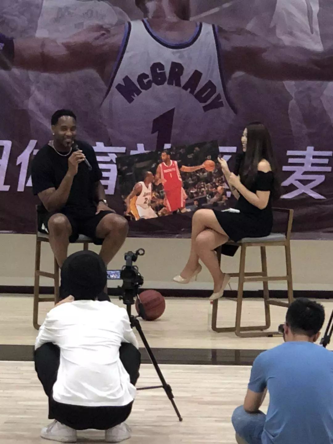 洛塞尔索：安哥拉球员身体素质出色，我们很难找到进球机会（洛塞尔索：安哥拉队对抗强硬，我们难以创造破门机会）