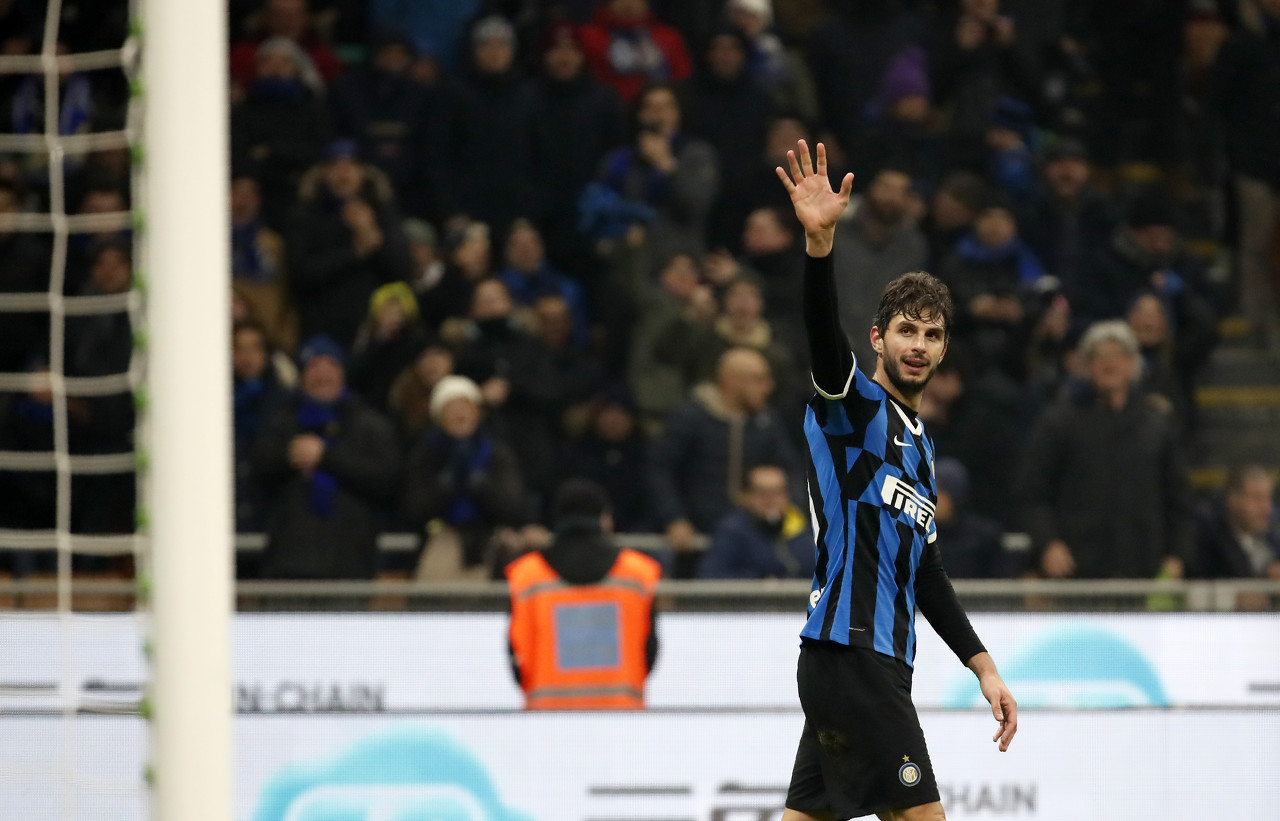 德转列本赛季30岁以上选手进球排行榜：凯恩领跑，...（德转发布本赛季30岁以上球员进球榜：凯恩暂居榜首）