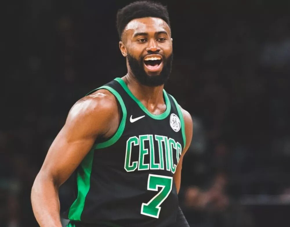 罗马诺：格拉斯纳已经决定不与水晶宫续约，明夏将成自由身（罗马诺：格拉斯纳不与水晶宫续约，明夏将以自由身离队）