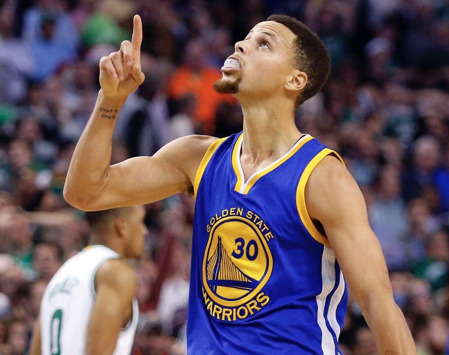 英超：利物浦4-0大胜埃弗顿（英超：利物浦4-0完胜埃弗顿）