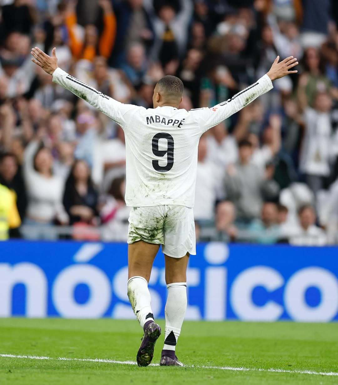 记者：利雅得新月希望签下萨拉赫，美职联的圣地亚哥也有意（报道：利雅得新月有意引进萨拉赫，MLS圣地亚哥同样感兴趣）