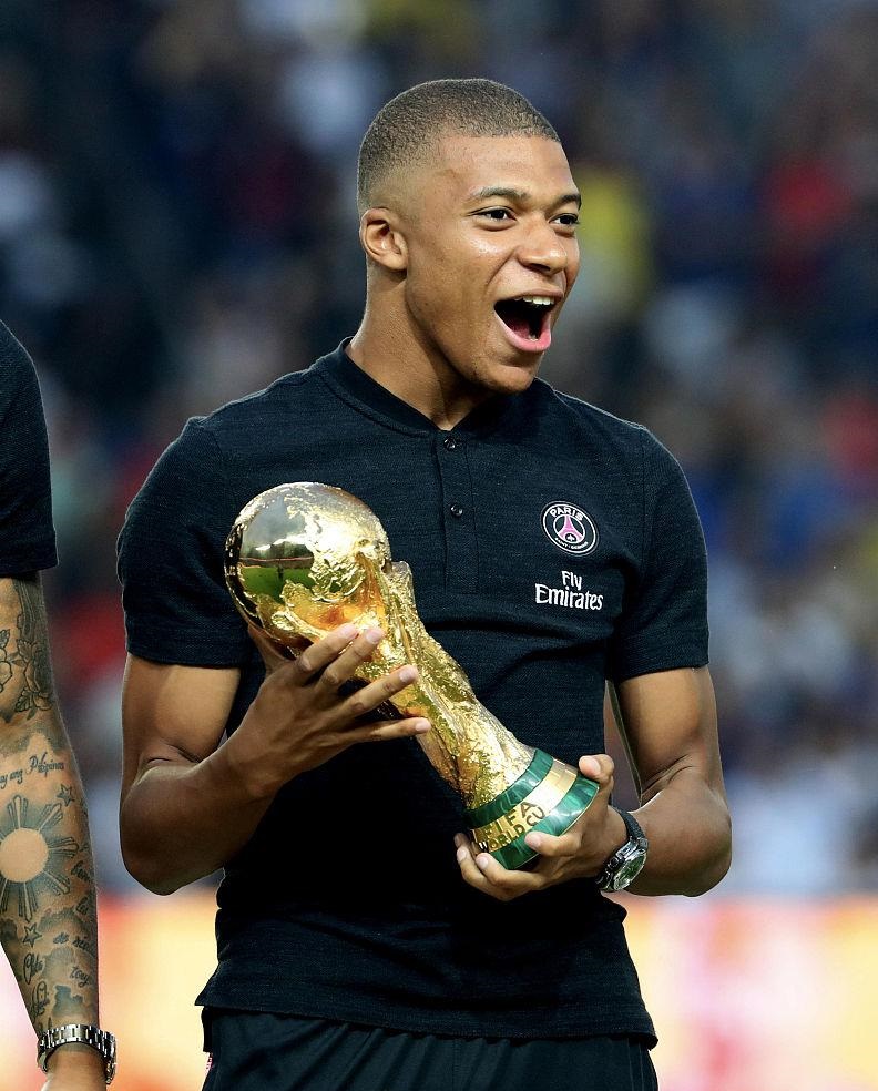 杜兰特关键投篮稳定输出（杜兰特关键时刻投篮稳健发挥）