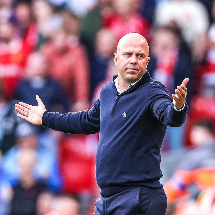 里奇：每场比赛都会有判罚争议，但评判这个不是我们该做的事（里奇：每场都有判罚争议，但我们不应置评）