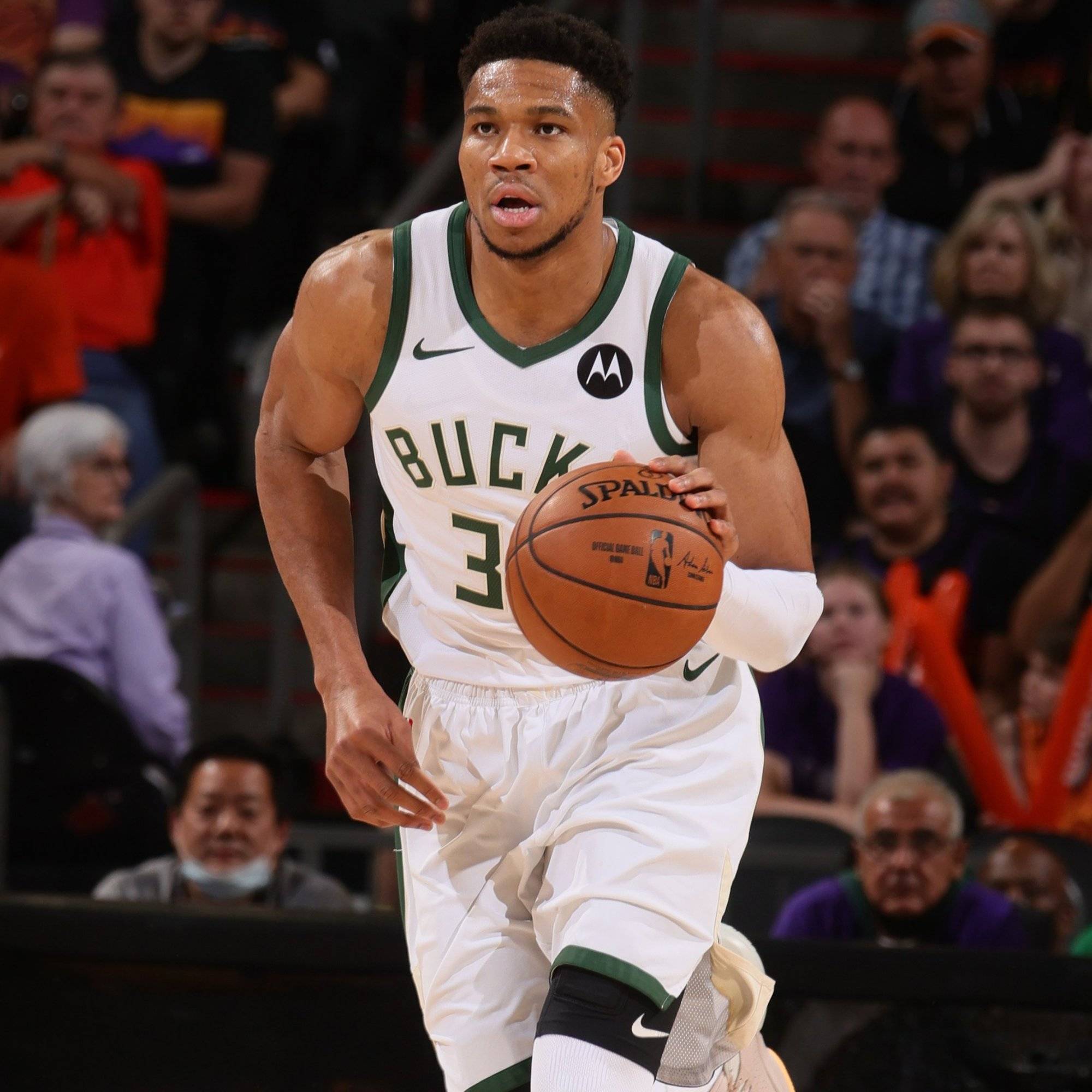 热尔曼合同到期离开广岛三箭，曾因违规出场导致被判输球（热尔曼合同期满告别广岛三箭，曾违规出场致球队判负）