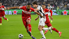 前热火助教爆料莱利曾威胁某超级球星：宁可以交易你也不解雇他（前热火助教称莱利曾放话给某超级球星：宁可把你交易走也不解雇他）