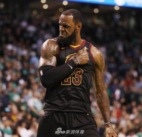 邮报：阿森纳会在冬窗听取针对马丁内利和本·怀特等人的报价（邮报称阿森纳冬窗将听取对马丁内利、本·怀特等球员的报价）