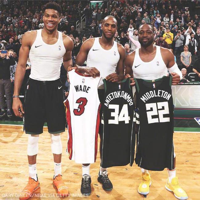 皇马三大致命伤曝光！姆巴佩依赖症+软肋尽显，伯纳乌王朝现危机（皇马三处致命短板曝光：过度倚重姆巴佩、漏洞尽显，伯纳乌王朝告急）